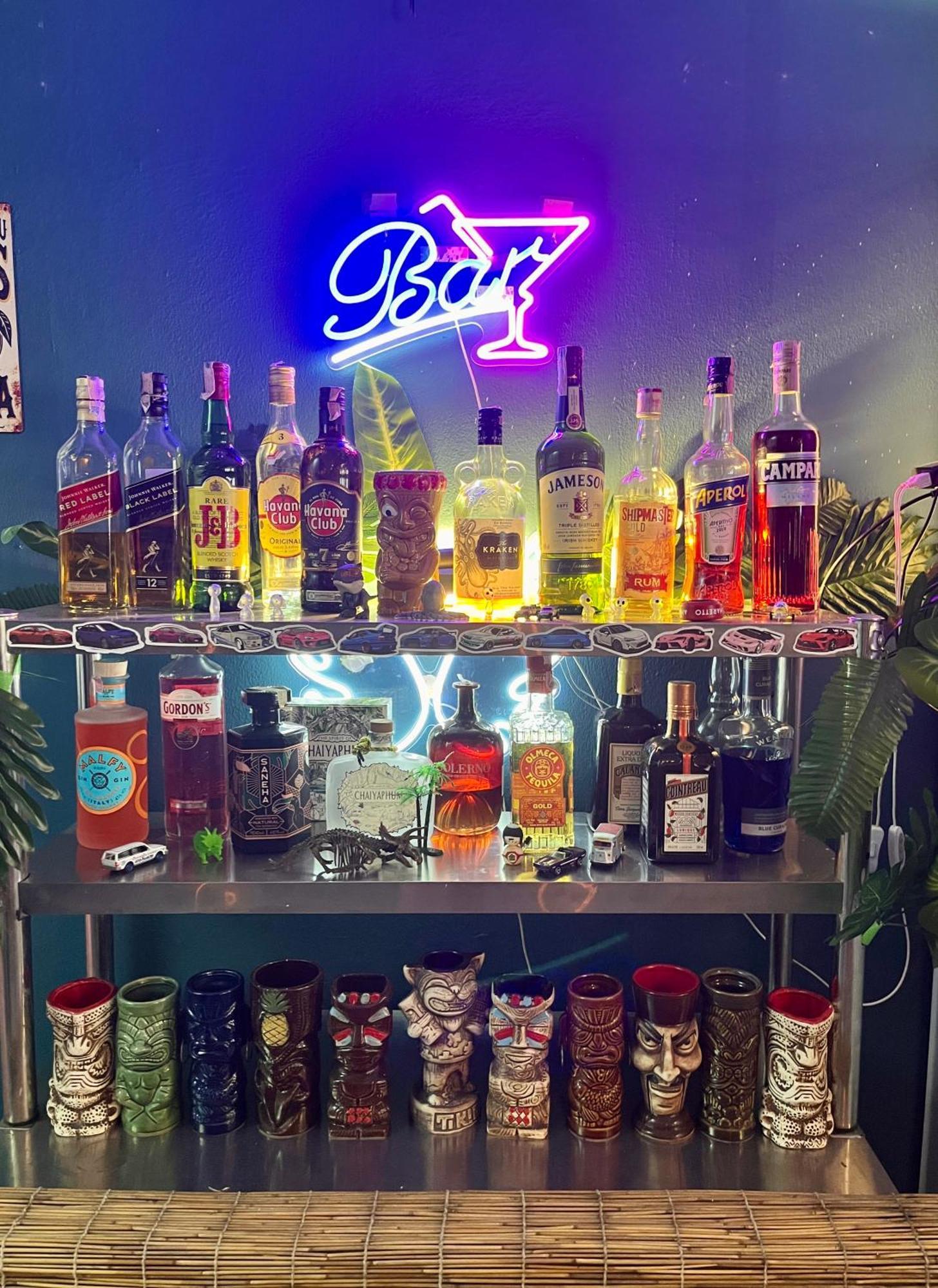 Tiki Tribe Bar & Hostel Тау Экстерьер фото